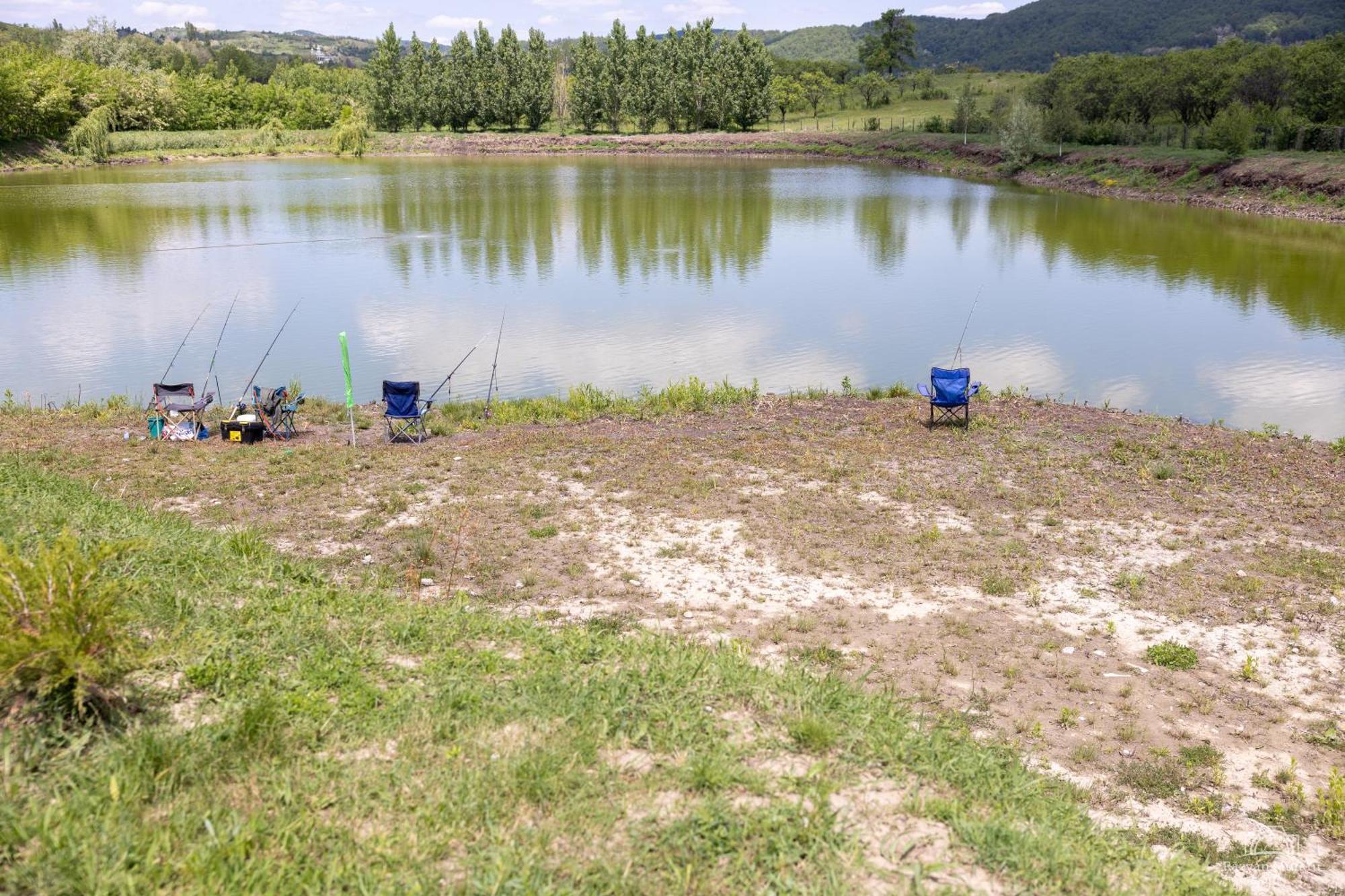 فندق Mountain Lake Jbs Focşani المظهر الخارجي الصورة