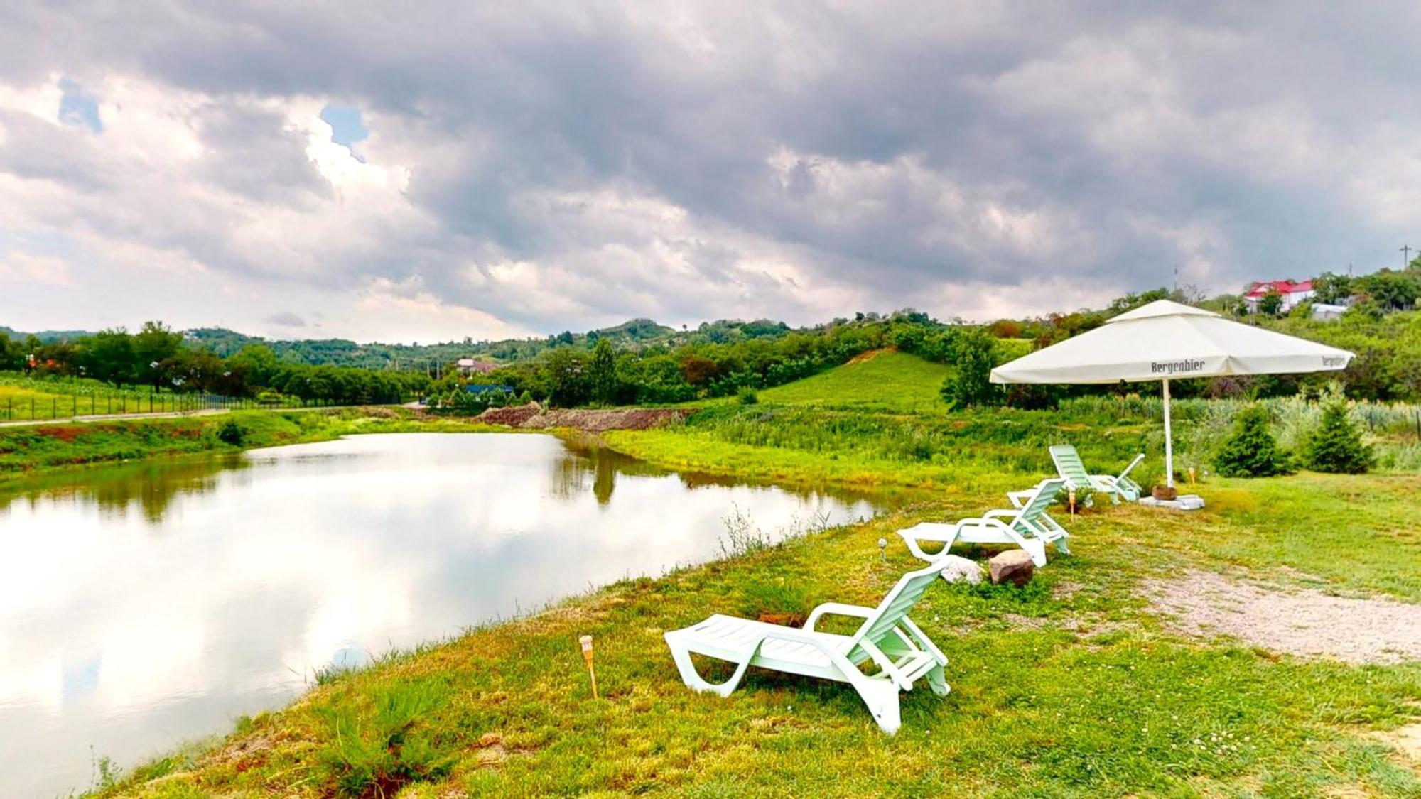 فندق Mountain Lake Jbs Focşani المظهر الخارجي الصورة